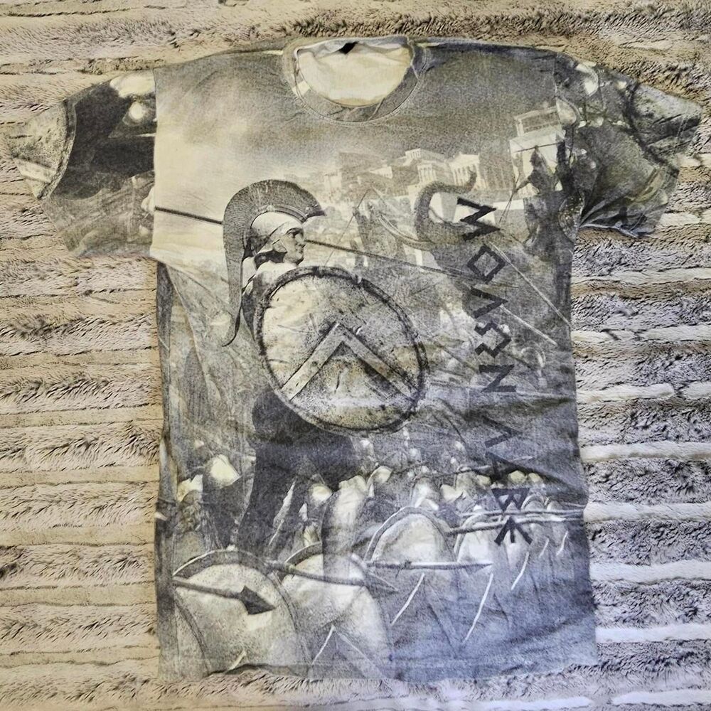 Unbranded Men's Grey and White T-shirt
